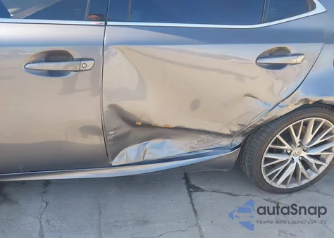 2016 Lexus Is 200T z USA, uszkodzony, nr VIN JTHBA1D26G5014813